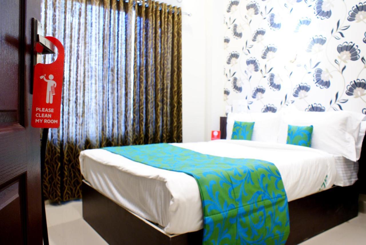 Collection O 8267 Galaxy Inn Kochi ภายนอก รูปภาพ