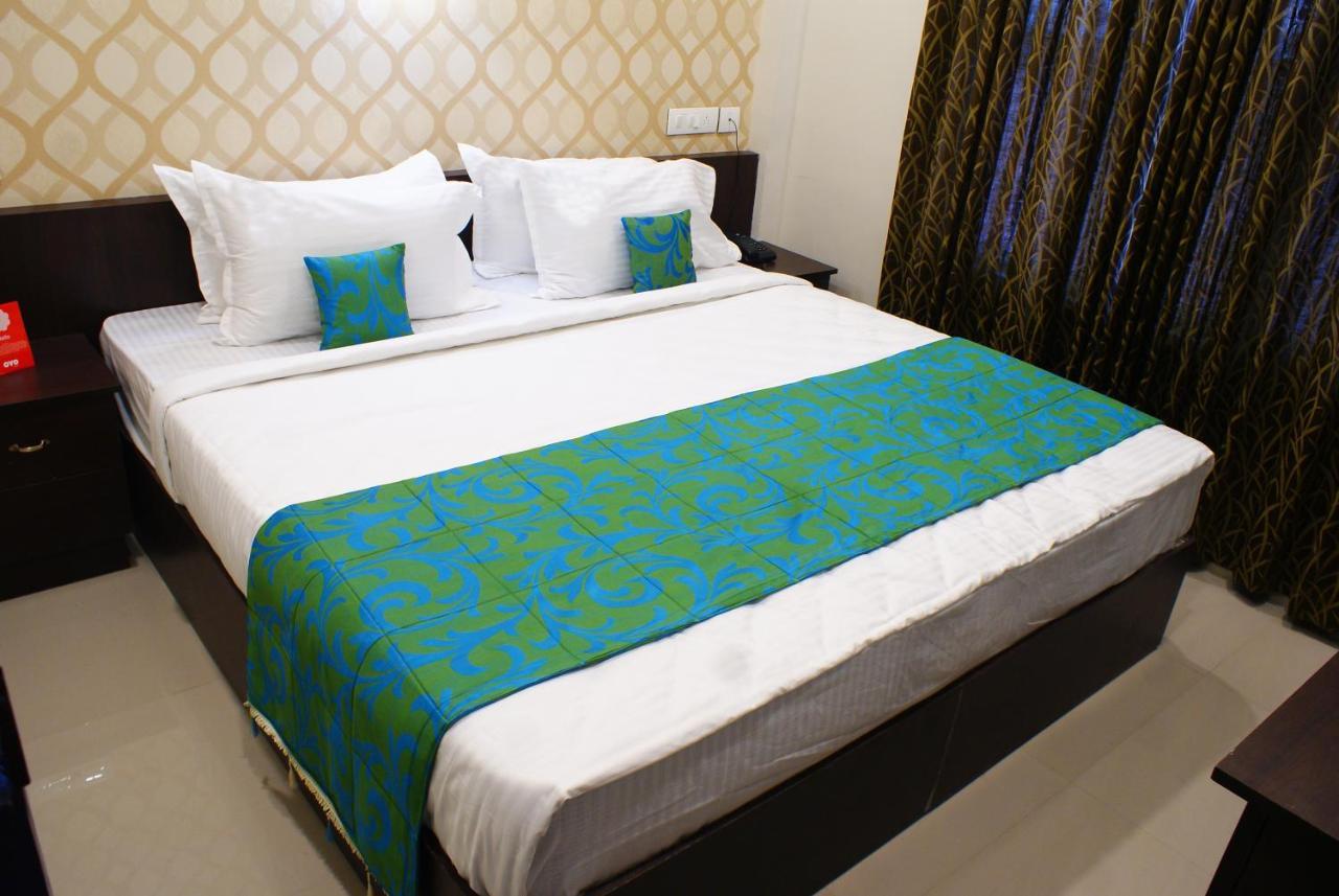 Collection O 8267 Galaxy Inn Kochi ภายนอก รูปภาพ